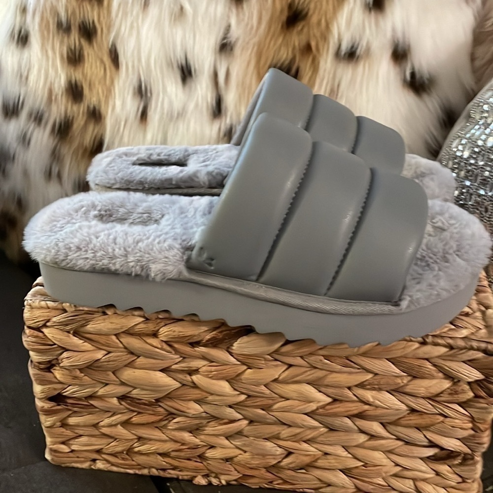 NWOT KOOLABURRA BY UGG SLIP ONS WOMEN SIZE 10 GRAY - Picture 2 of 7